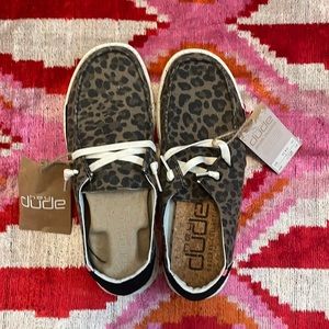 Leopard Hey Dude Shoes NWT 9